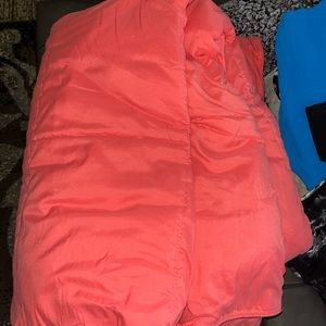 Full Size Bed Comforter. Never Used.